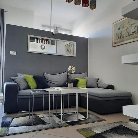 Apartment Gs Centar Gospic Bagian luar foto