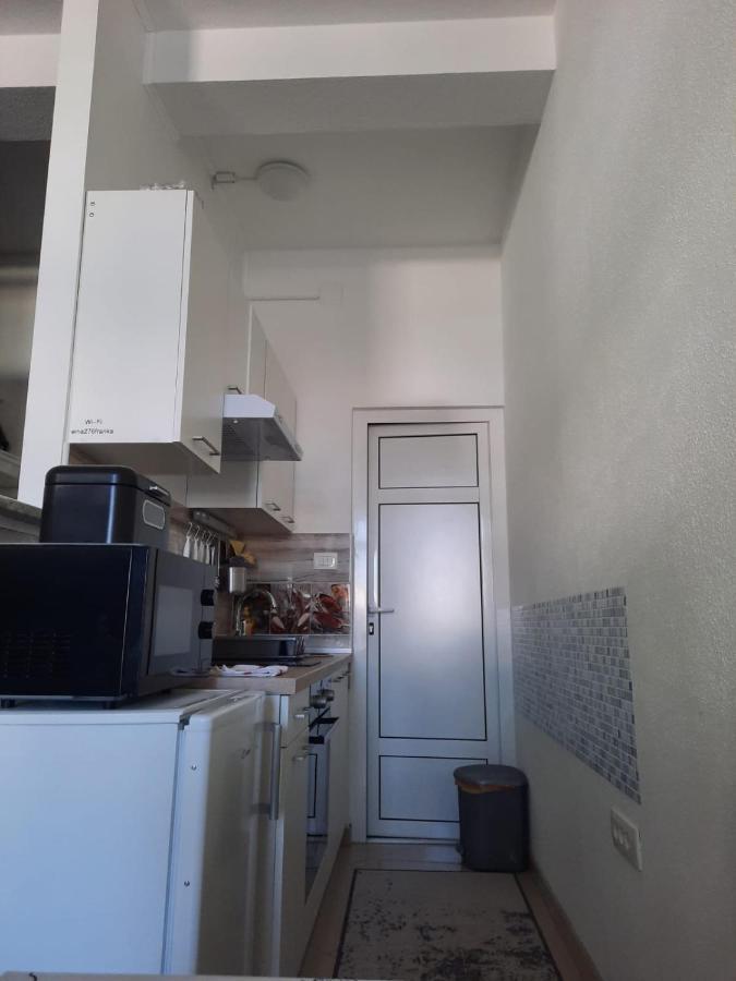 Apartment Gs Centar Gospic Bagian luar foto